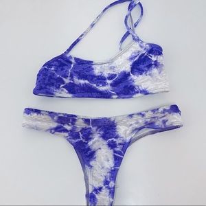 FRANKIES BIKINI SET (In OLIVER)